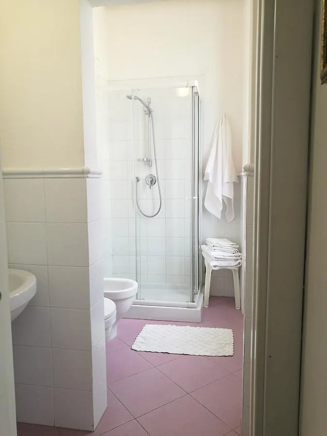 Villa La Fonte Marina di Pietrasanta 2*,  Italy